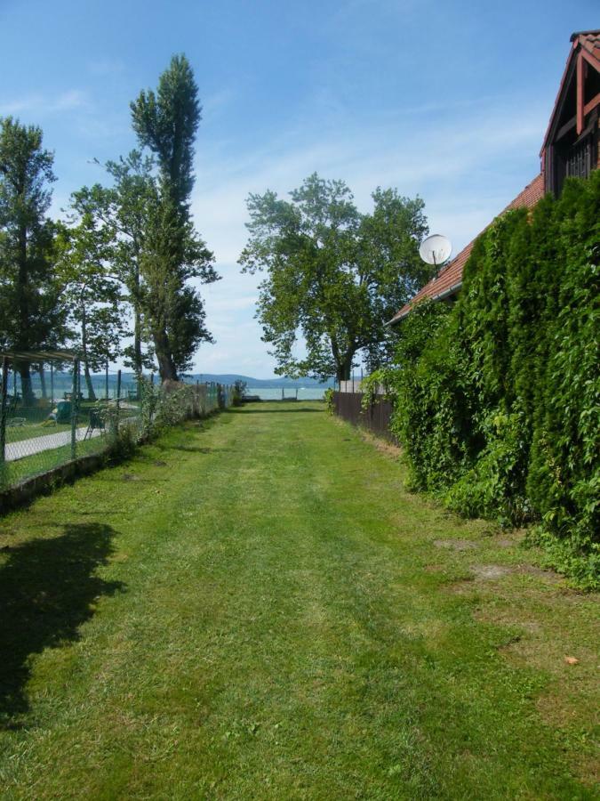 Villa Rozmaring Haz à Balatonlelle Extérieur photo